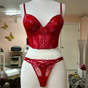 Very Sexy Victorias Secret 34C red lace push up bra corset & panty